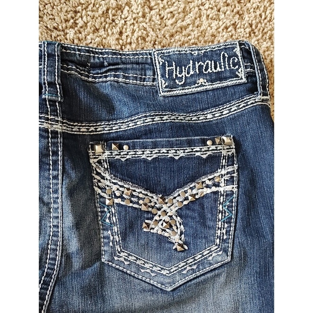 Hydraulic Bailey Women Plus Size 18 Dark Wash Embroidered Denim Capri Jeans - Picture 12 of 16